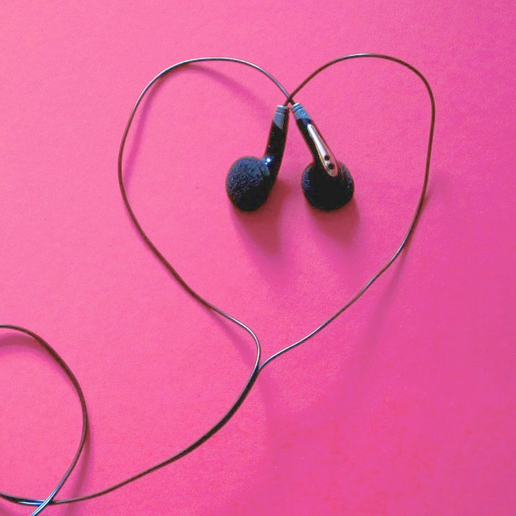 Episode 34: Podcasts I Love | The Peaceful Life Podcast